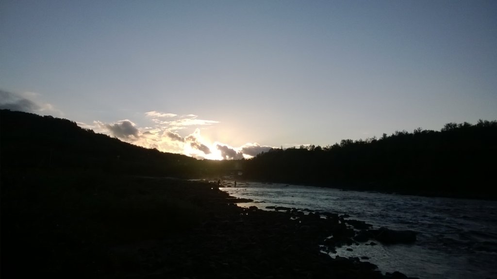 auringonlaskuneideniss.jpg